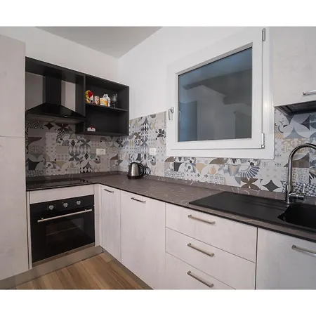 Matt House 2 斯培西亚