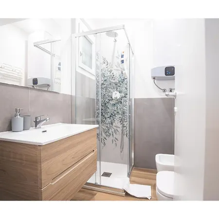 Matt House 2 Апартаменты Специя